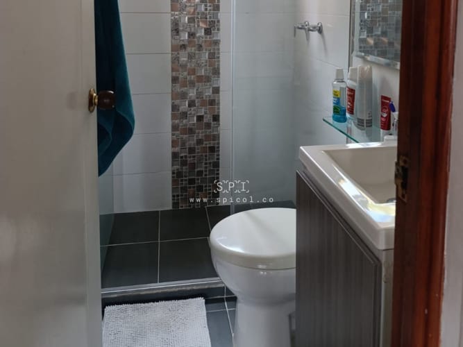 Casa de 5 alcobas en venta en Loma De Los Bernal, Medellín, 156 m² · foto 20 de 20