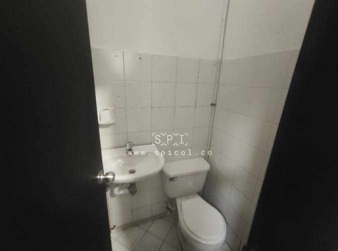 Bodega en arriendo en El Chagualo, Medellín, 500 m² · foto 14 de 22