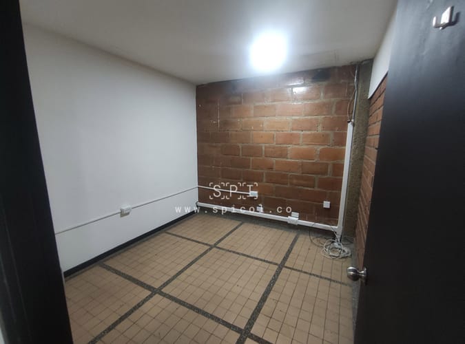 Bodega en arriendo en El Chagualo, Medellín, 500 m² · foto 19 de 22