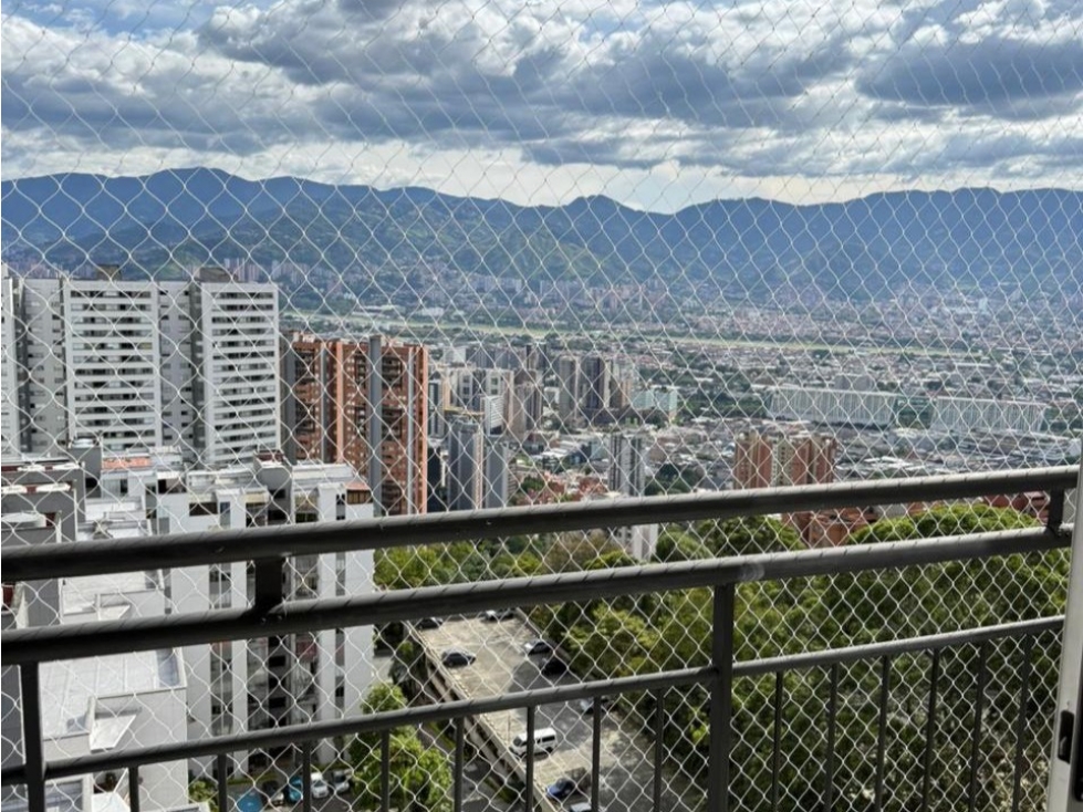 Apartamento en venta en Loma Del Indio, Medellín · foto 2 de 9