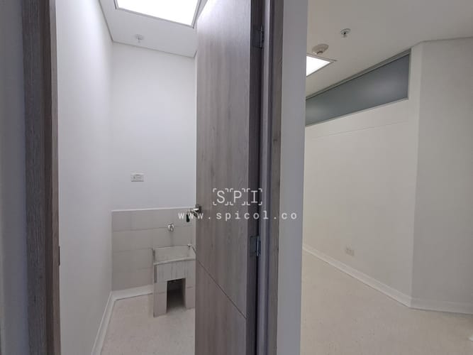 Consultorio en venta en Mayorca, Sabaneta, 33 m² · foto 7 de 12