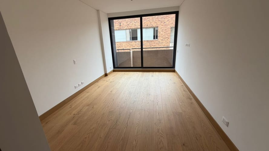 Apartamento de 1 alcoba en venta en Chicó Reservado, Bogotá, 34 m² · foto 3 de 12