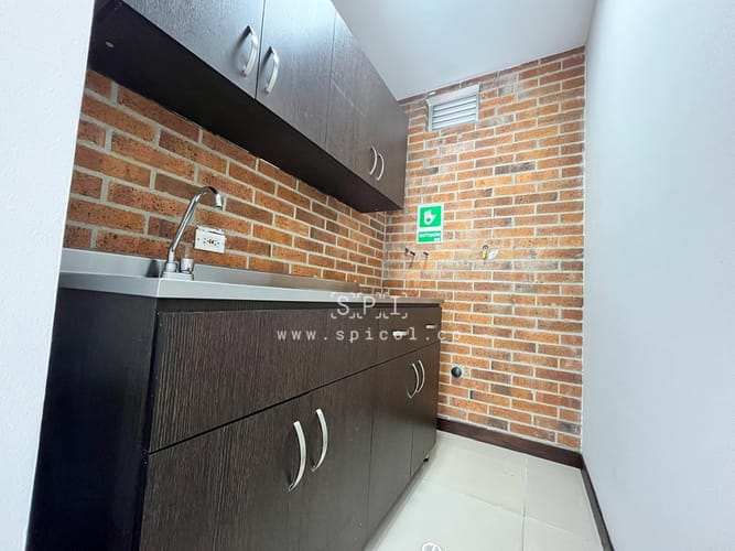 Oficina en arriendo en El Poblado, Medellín, 60 m² · foto 12 de 17
