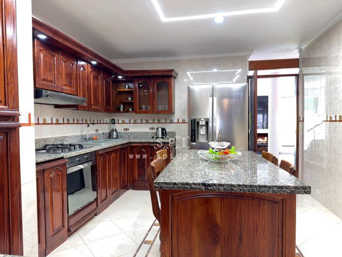 Casa de 4 alcobas en venta en El Tesoro, Medellín, 427 m² · foto 8 de 24