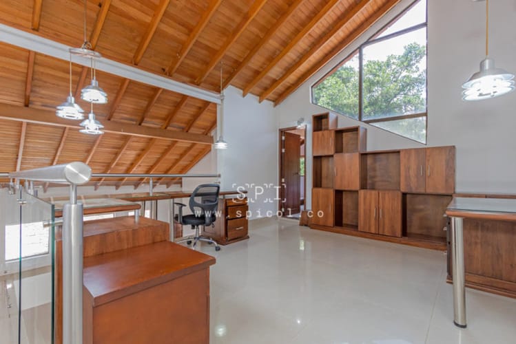 Casa de 4 alcobas en venta en El Tesoro, Medellín, 427 m² · foto 23 de 24