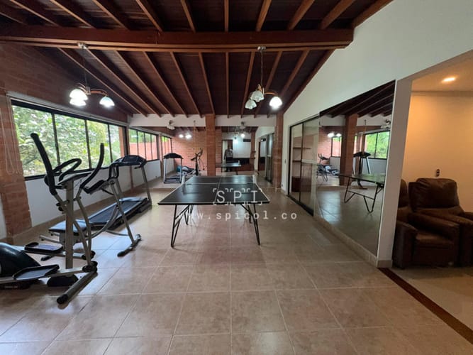 Casa de 4 alcobas en venta en El Tesoro, Medellín, 427 m² · foto 24 de 24