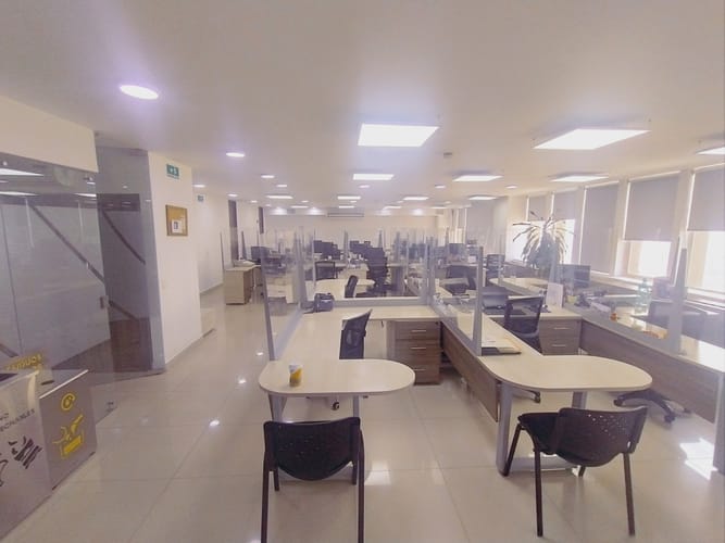 Oficina en arriendo en San Pedro, Cali, 266 m² · foto 7 de 24