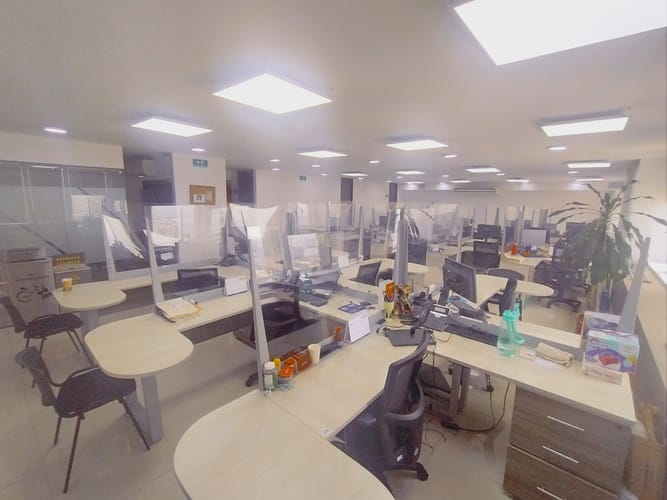 Oficina en arriendo en San Pedro, Cali, 266 m² · foto 8 de 24