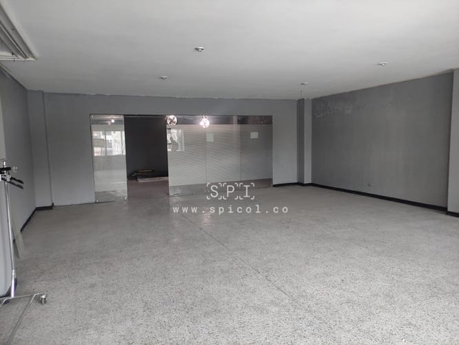 Bodega en arriendo en Belén, Medellín, 185 m² · foto 2 de 15
