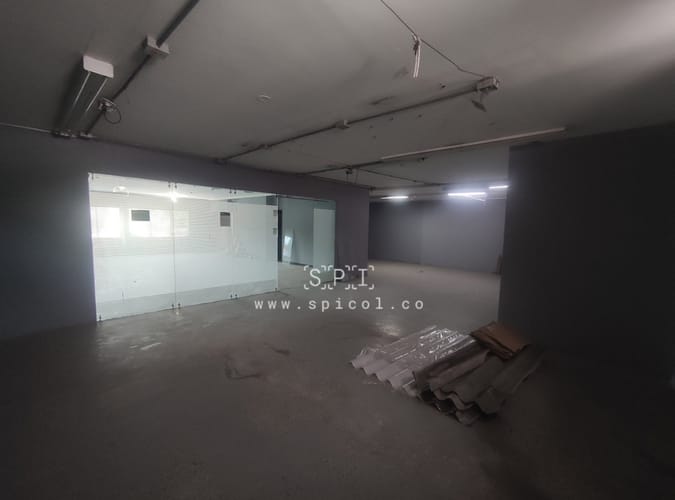 Bodega en arriendo en Belén, Medellín, 185 m² · foto 9 de 15