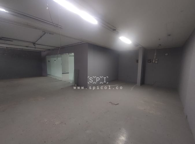 Bodega en arriendo en Belén, Medellín, 185 m² · foto 13 de 15