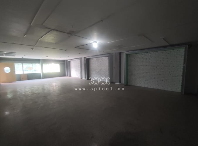 Bodega en arriendo en Belén, Medellín, 135 m² · foto 8 de 10