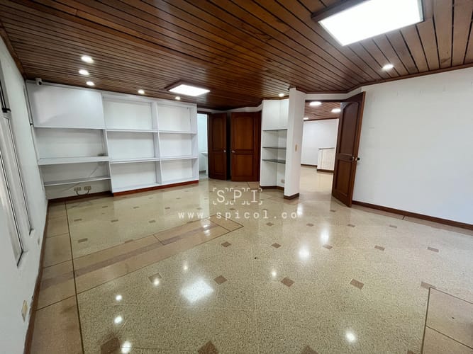 Local en arriendo en La Mota, Medellín, 102 m² · foto 3 de 20