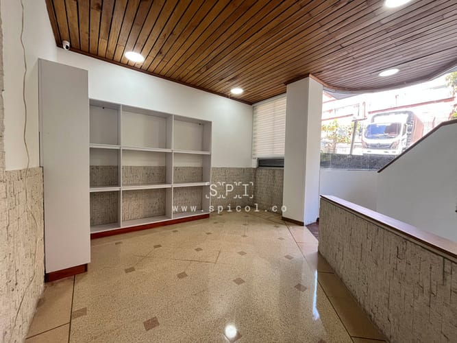Local en arriendo en La Mota, Medellín, 102 m² · foto 4 de 20