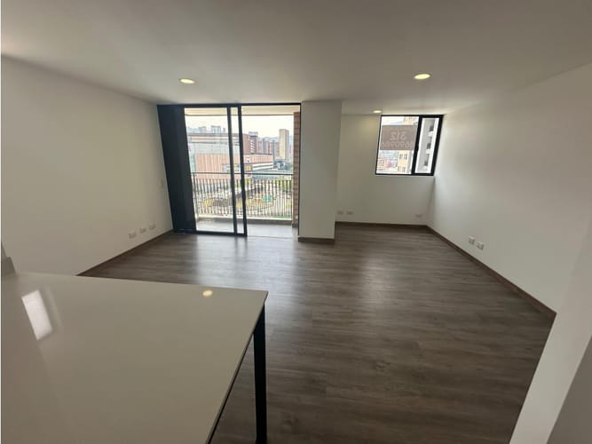 Apartamento de 2 alcobas en arriendo en Las Vegas, Envigado, 75 m² · foto 5 de 24