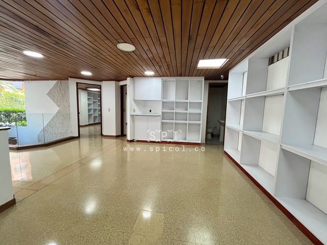 Local en arriendo en La Mota, Medellín, 102 m² · foto 8 de 20