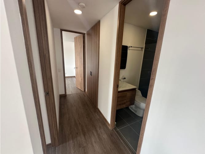 Apartamento de 2 alcobas en arriendo en Las Vegas, Envigado, 75 m² · foto 8 de 24
