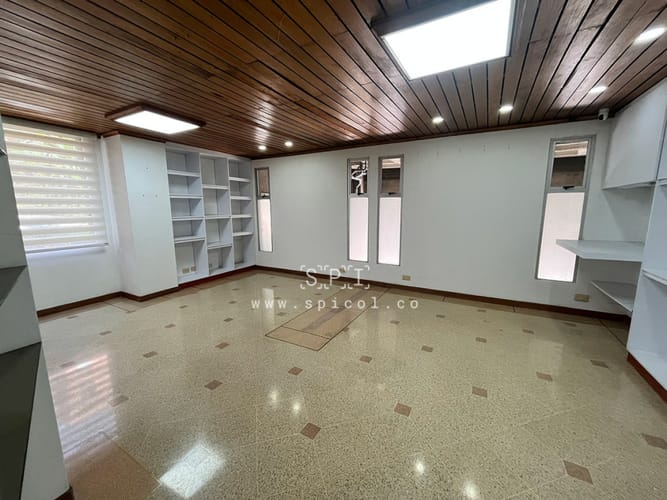 Local en arriendo en La Mota, Medellín, 102 m² · foto 14 de 20