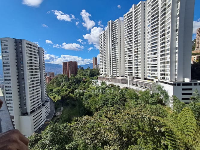 Apartamento de 2 alcobas en venta en Las Palmas, Medellín, 115 m² · foto 19 de 24
