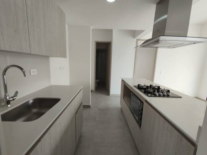 Apartamento de 2 alcobas en venta en Santa Ana, Bello, 61 m² · foto 2 de 21