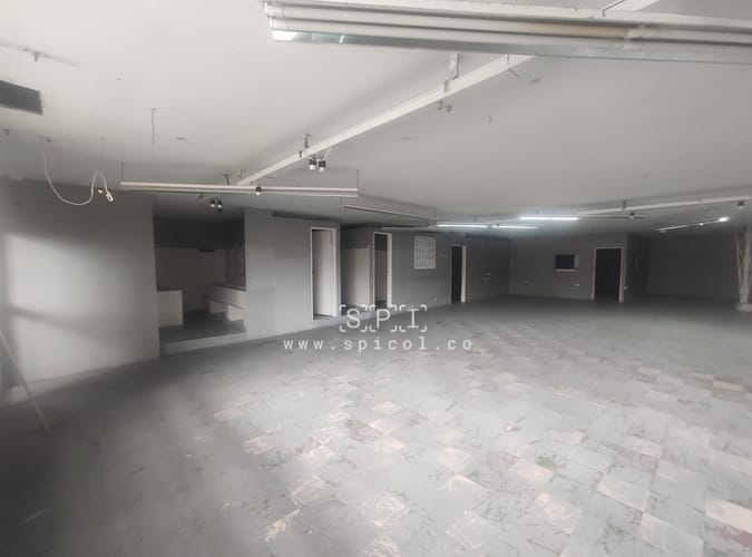 Bodega en arriendo en Colombia, Medellín, 520 m² · foto 9 de 20