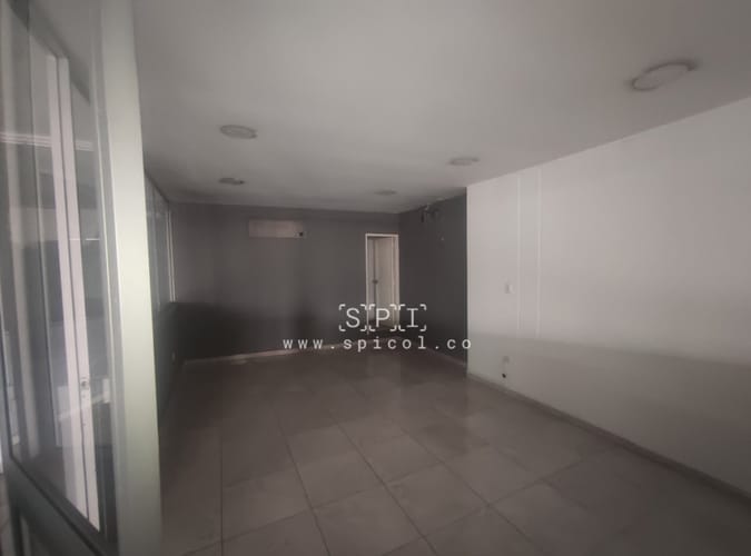 Bodega en arriendo en Colombia, Medellín, 520 m² · foto 12 de 20