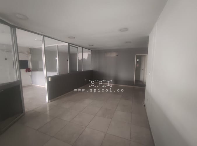 Bodega en arriendo en Colombia, Medellín, 520 m² · foto 13 de 20