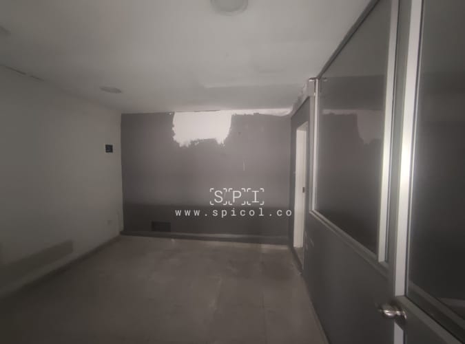 Bodega en arriendo en Colombia, Medellín, 520 m² · foto 15 de 20