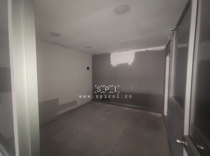 Bodega en arriendo en Colombia, Medellín, 520 m² · foto 16 de 20