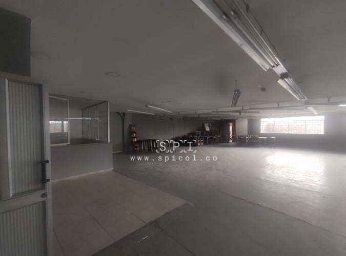 Bodega en arriendo en Colombia, Medellín, 520 m² · foto 20 de 20