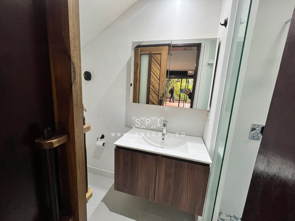 Apartamento en arriendo en El Tesoro, Medellín · foto 9 de 12