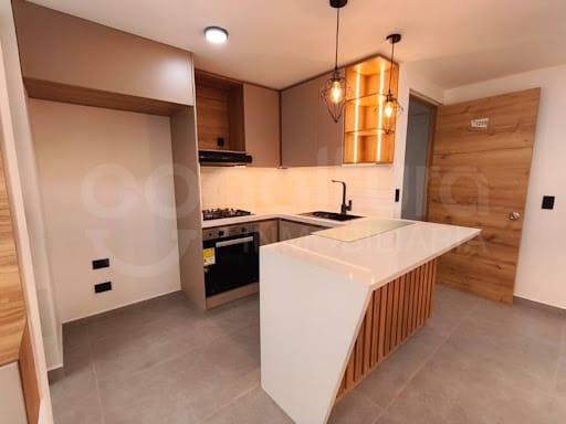 Apartamento de 2 alcobas en arriendo en La Navarra, Bello, 52 m² · foto 3 de 19