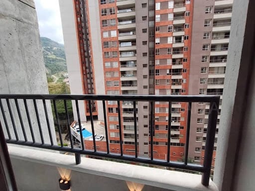 Apartamento de 2 alcobas en arriendo en La Navarra, Bello, 52 m² · foto 8 de 19