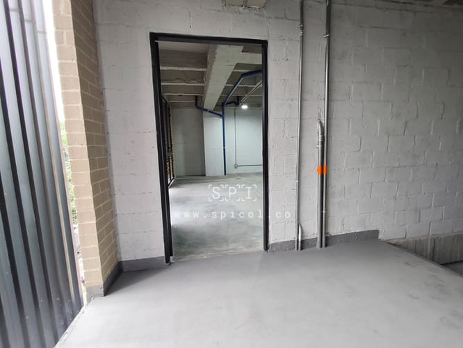 Bodega en arriendo en Santa Fe, Medellín, 90 m² · foto 6 de 9