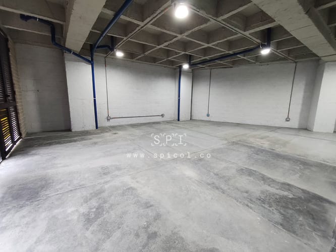 Bodega en arriendo en Santa Fe, Medellín, 90 m² · foto 7 de 9