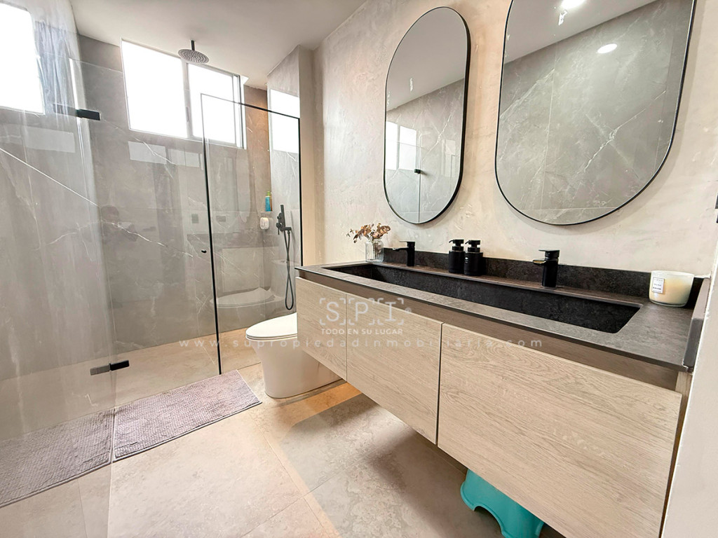 Apartamento en venta en La Inmaculada, Envigado · foto 18 de 24