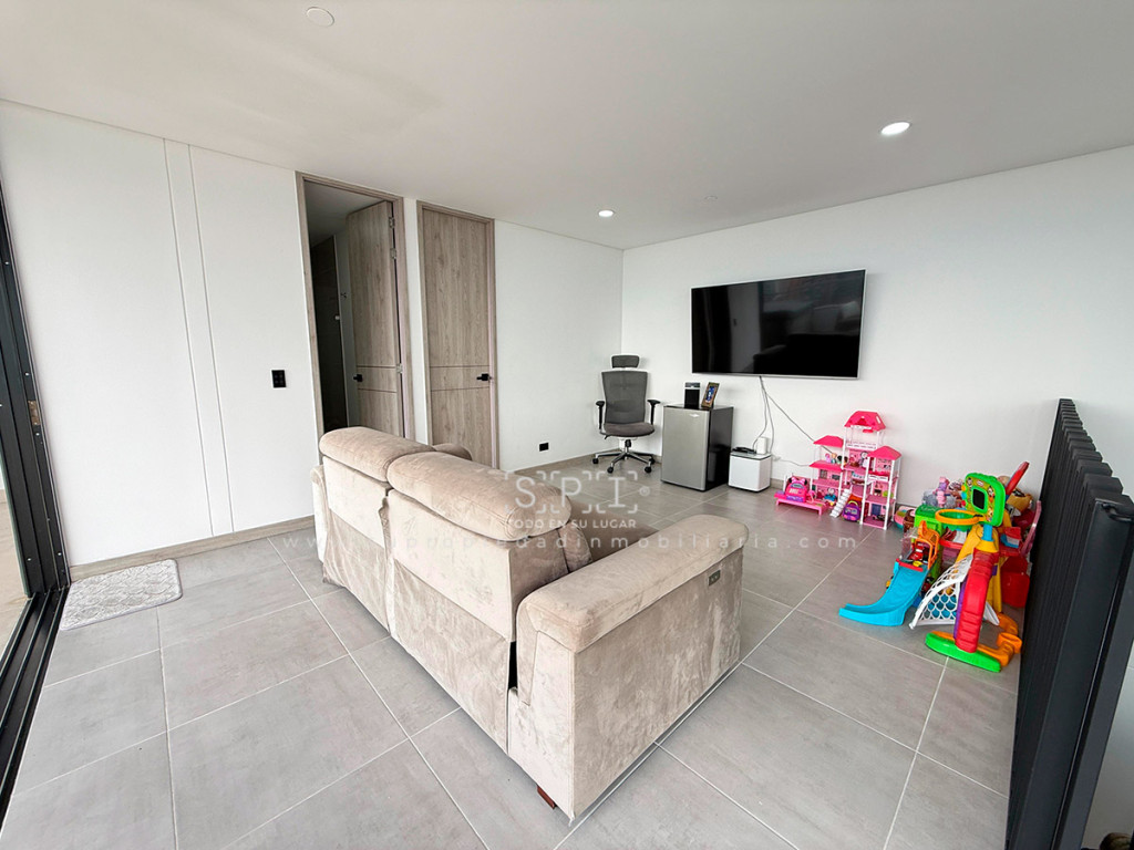 Apartamento en venta en La Inmaculada, Envigado · foto 23 de 24