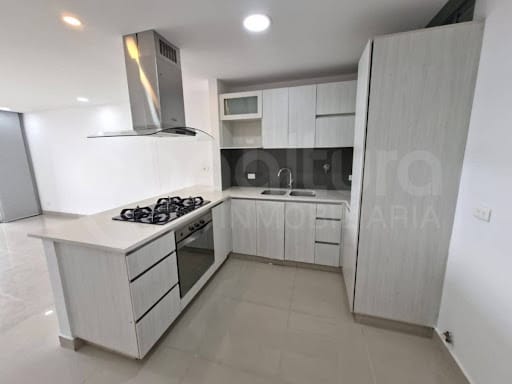 Apartamento de 2 alcobas en arriendo en Mont Juic, Envigado, 86 m² · foto 1 de 14