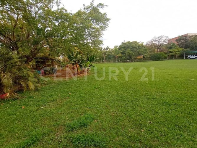 Lote en arriendo en Pance, Cali, 4200 m² · foto 18 de 21