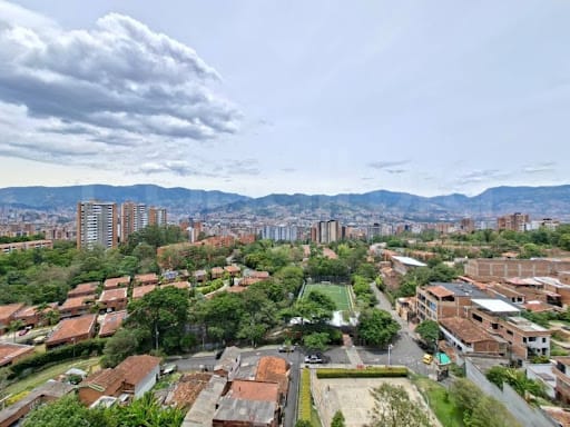 Apartamento de 2 alcobas en arriendo en Mont Juic, Envigado, 86 m² · foto 6 de 14