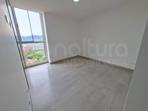 Apartamento de 2 alcobas en arriendo en Mont Juic, Envigado, 86 m² · foto 8 de 14
