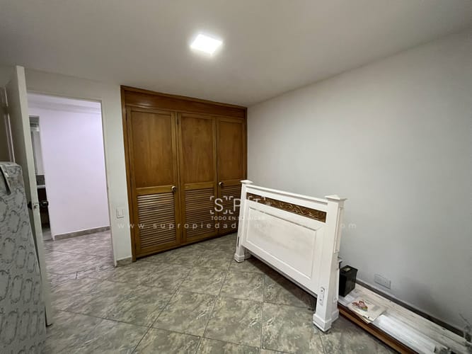Apartamento en venta en La Aguacatala, Medellín · foto 13 de 17