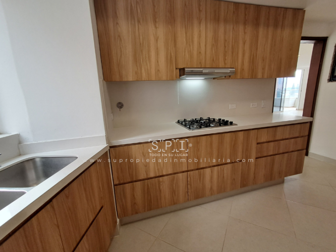 Apartamento de 3 alcobas en venta en El Tesoro, Medellín, 312 m² · foto 4 de 24