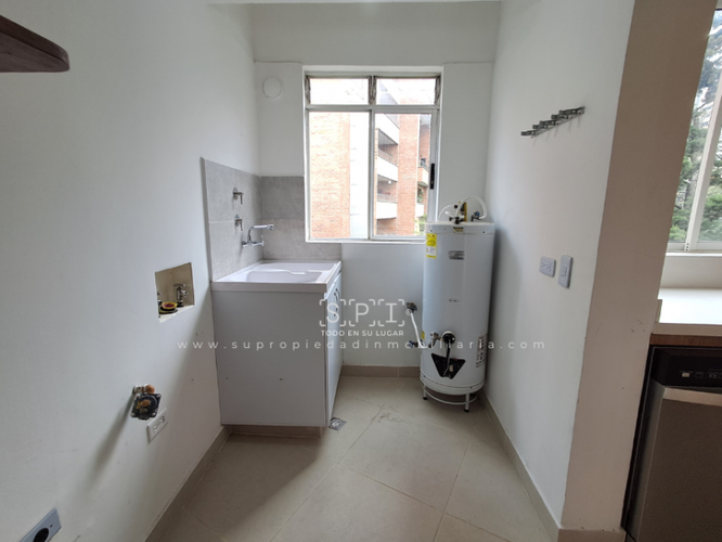 Apartamento de 3 alcobas en venta en El Tesoro, Medellín, 312 m² · foto 11 de 24