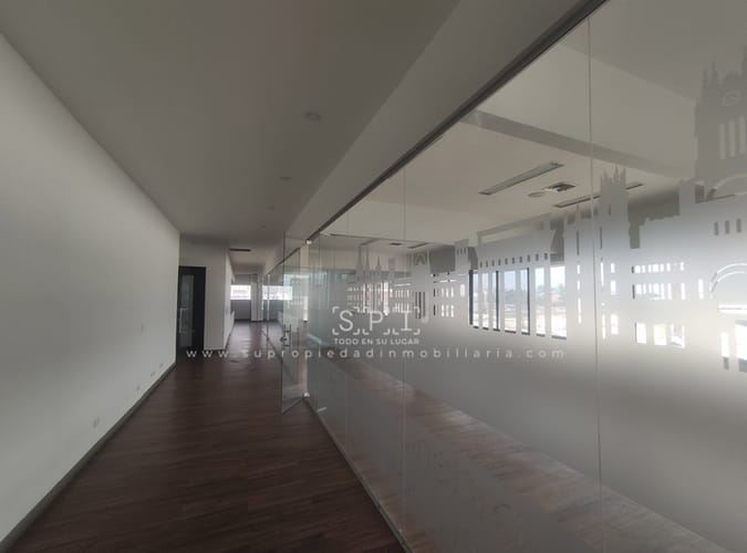 Local en arriendo en La Esmeralda, Envigado, 681 m² · foto 17 de 24