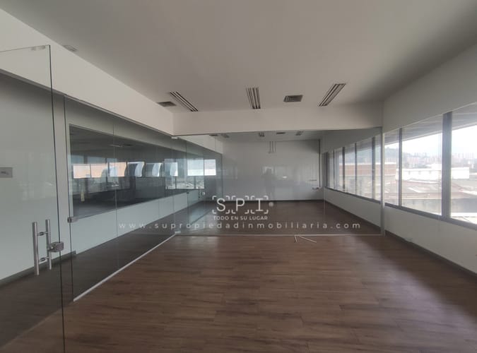 Local en arriendo en La Esmeralda, Envigado, 681 m² · foto 24 de 24