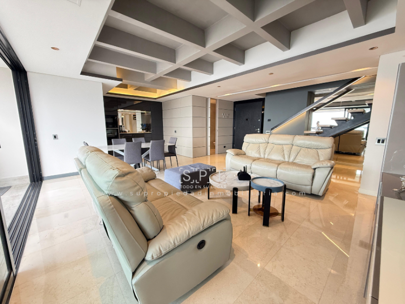 Apartamento en venta en Loma De Las Brujas, Envigado · foto 2 de 24