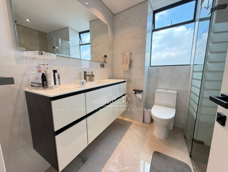Apartamento en venta en Loma De Las Brujas, Envigado · foto 21 de 24