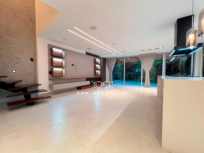 Casa de 3 alcobas en venta en El Esmeraldal, Envigado, 173 m² · foto 8 de 24