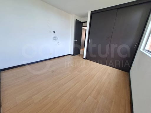 Apartamento de 3 alcobas en arriendo en Loma Del Chocho, Envigado, 115 m² · foto 13 de 18